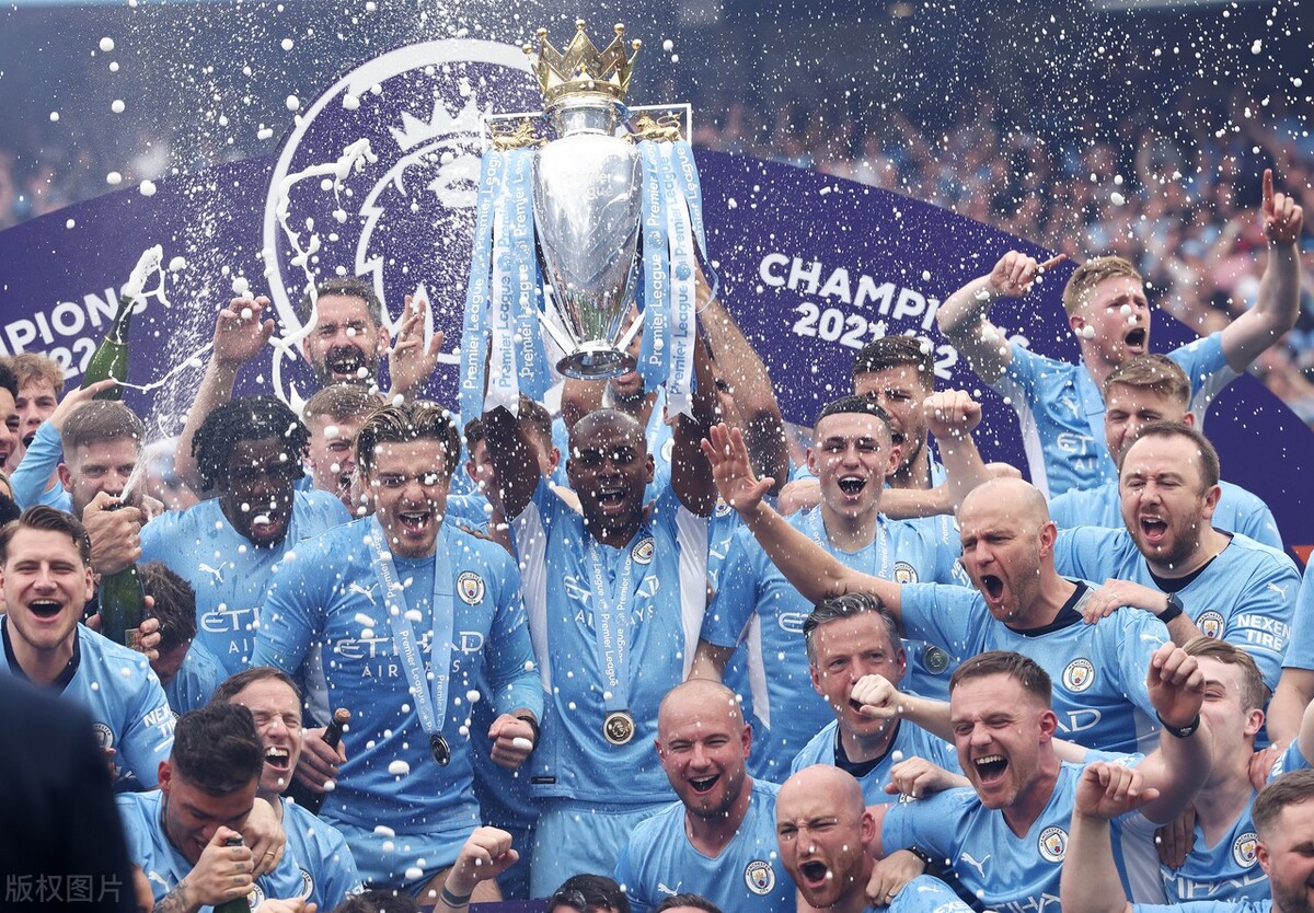 若奥-内维斯：葡萄牙新星闪耀曼城，金球奖提名实至名归